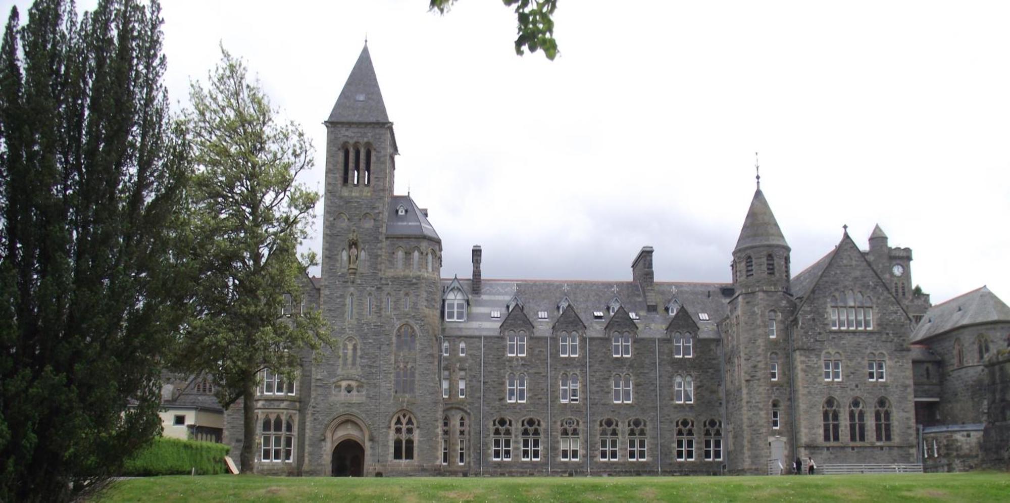 Raven Wing Apartments - Highland Club Scotland حصن أوغسطس المظهر الخارجي الصورة