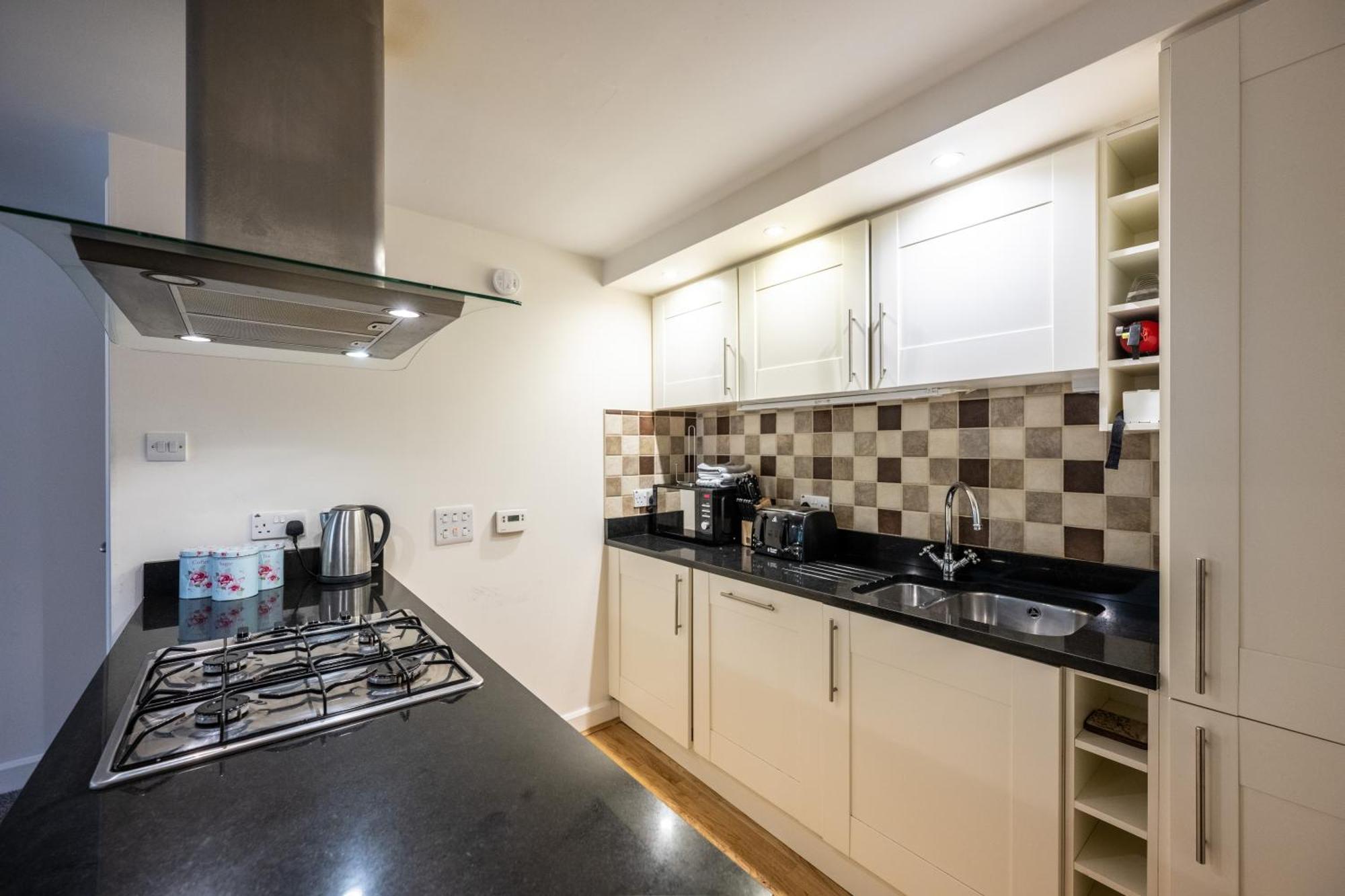 Raven Wing Apartments - Highland Club Scotland حصن أوغسطس المظهر الخارجي الصورة