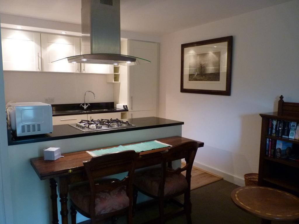 Raven Wing Apartments - Highland Club Scotland حصن أوغسطس الغرفة الصورة